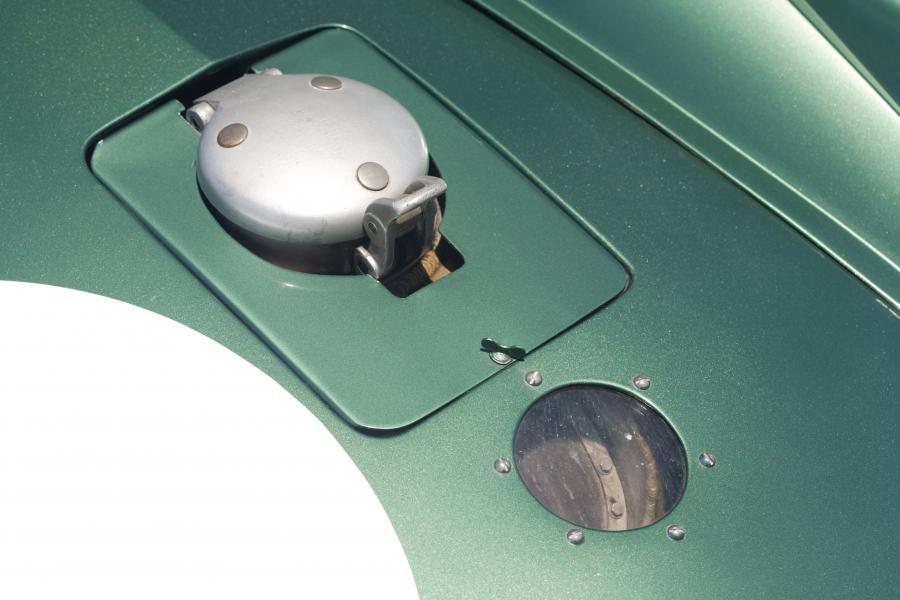 Детали экстерьера Aston Martin DB3 S (Open Headlights) 1953 года  (фото 45 из 71)
